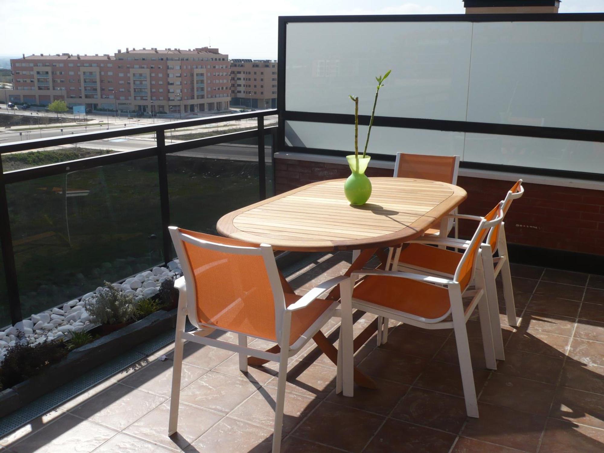 Apartmán Atico, Piscina, Ac, Wi-Fi Y Parking Gratis, Gran Terraza, Vut 47-79 Arroyo de la Encomienda Exteriér fotografie